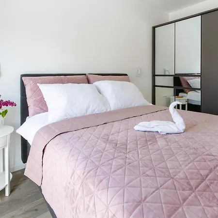 Luma Diklo Matea Apartment Zadar